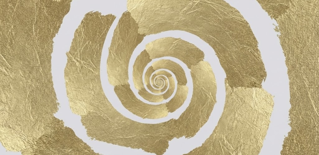 Goldene Spirale — Zeichen und Symbol im Werk von Silvia Föger.